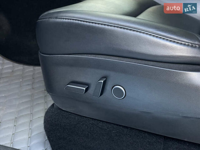 Белый Тесла Model Y, объемом двигателя 0 л и пробегом 78 тыс. км за 22900 $, фото 17 на Automoto.ua