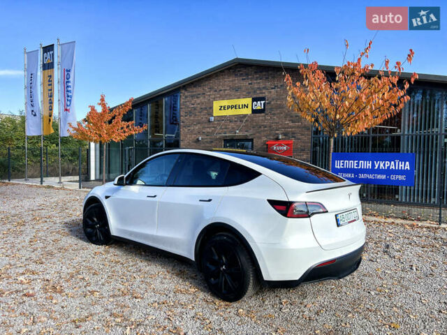 Тесла Model Y 2021 в Виннице на Automoto.ua Белый Тесла Model Y, объемом двигателя 0 л и пробегом 72 тыс. км за 23000 $, фото 7 на Automoto.ua