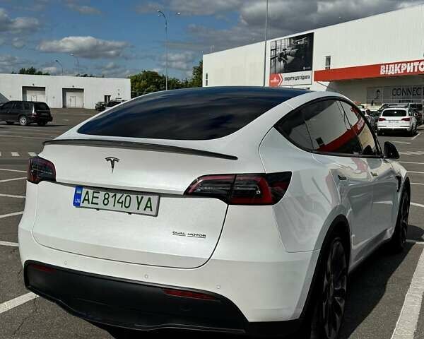 Белый Тесла Model Y, объемом двигателя 0 л и пробегом 87 тыс. км за 26999 $, фото 16 на Automoto.ua