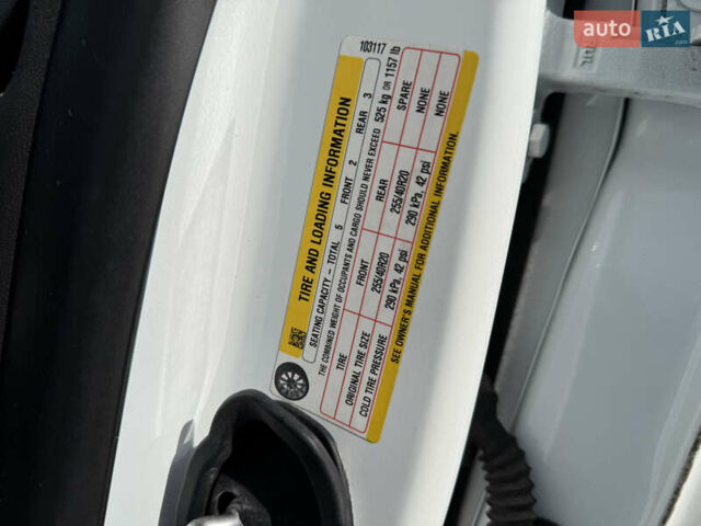 Тесла Model Y 2021 у Краматорске на Automoto.ua Білий Тесла Model Y, об'ємом двигуна 0 л та пробігом 119 тис. км за 19499 $, фото 9 на Automoto.ua