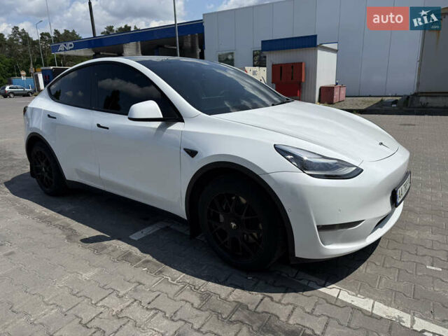 Белый Тесла Model Y, объемом двигателя 0 л и пробегом 106 тыс. км за 22800 $, фото 2 на Automoto.ua