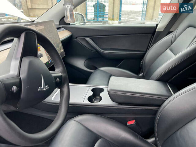 Білий Тесла Model Y, об'ємом двигуна 0 л та пробігом 88 тис. км за 24900 $, фото 38 на Automoto.ua