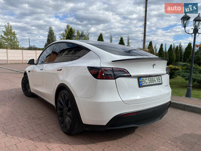 Белый Тесла Model Y, объемом двигателя 0 л и пробегом 130 тыс. км за 23000 $, фото 16 на Automoto.ua