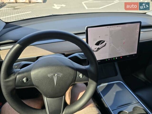 Белый Тесла Model Y, объемом двигателя 0 л и пробегом 109 тыс. км за 22000 $, фото 52 на Automoto.ua