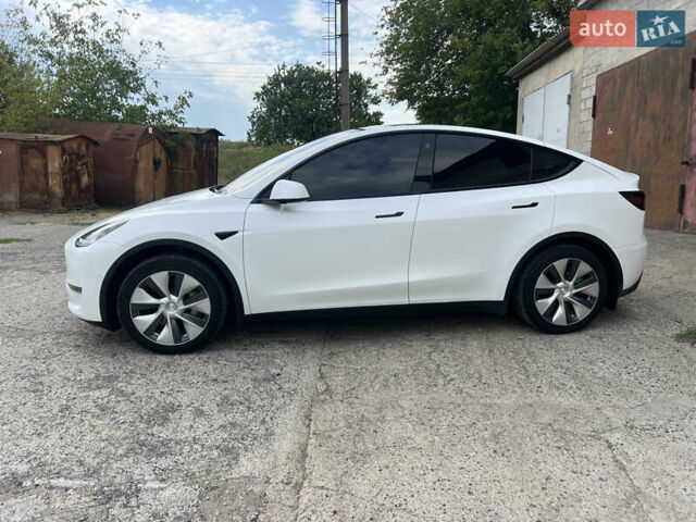 Белый Тесла Model Y, объемом двигателя 0 л и пробегом 42 тыс. км за 25500 $, фото 6 на Automoto.ua