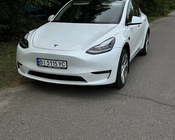 Белый Тесла Model Y, объемом двигателя 0 л и пробегом 79 тыс. км за 26500 $, фото 4 на Automoto.ua