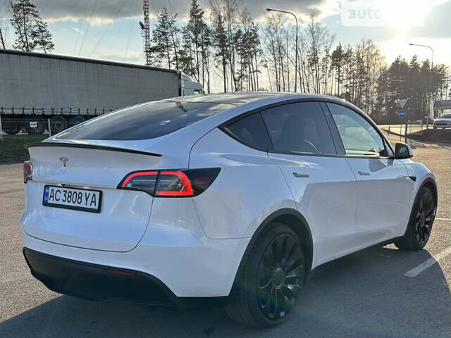 Белый Тесла Model Y, объемом двигателя 0 л и пробегом 37 тыс. км за 34500 $, фото 7 на Automoto.ua