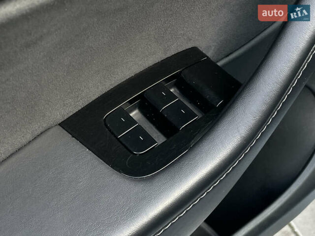 Белый Тесла Model Y, объемом двигателя 0 л и пробегом 78 тыс. км за 22900 $, фото 16 на Automoto.ua