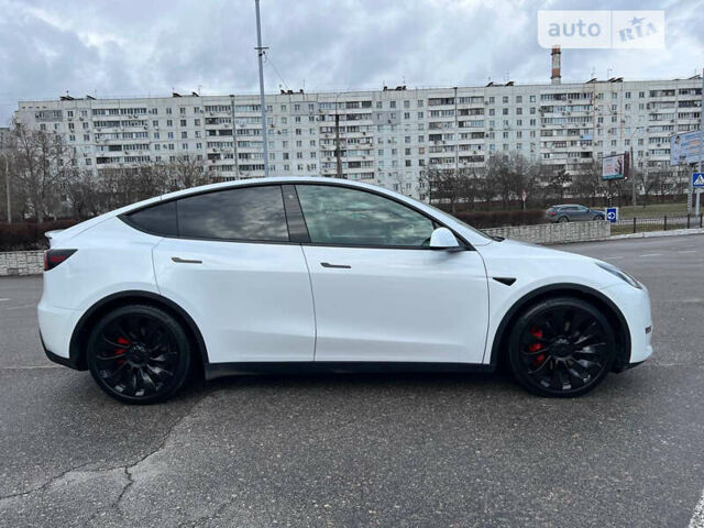 Білий Тесла Model Y, об'ємом двигуна 0 л та пробігом 43 тис. км за 34500 $, фото 5 на Automoto.ua