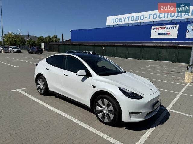 Белый Тесла Model Y, объемом двигателя 0 л и пробегом 110 тыс. км за 27750 $, фото 52 на Automoto.ua