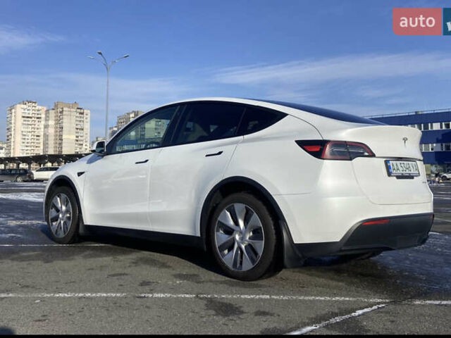 Белый Тесла Model Y, объемом двигателя 0 л и пробегом 20 тыс. км за 38000 $, фото 2 на Automoto.ua