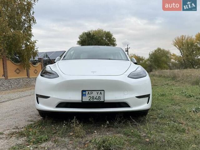 Белый Тесла Model Y, объемом двигателя 0 л и пробегом 73 тыс. км за 24500 $, фото 3 на Automoto.ua
