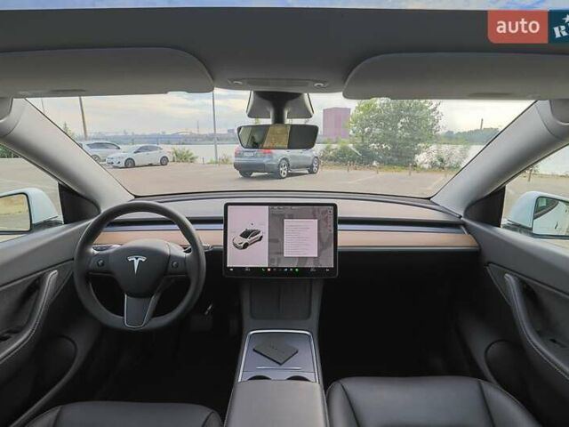 Білий Тесла Model Y, об'ємом двигуна 0 л та пробігом 9 тис. км за 53900 $, фото 12 на Automoto.ua