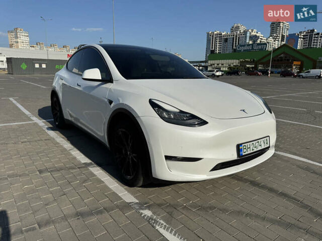 Белый Тесла Model Y, объемом двигателя 0 л и пробегом 155 тыс. км за 20777 $, фото 2 на Automoto.ua