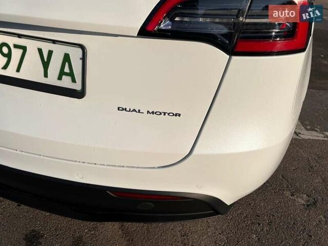 Белый Тесла Model Y, объемом двигателя 0 л и пробегом 47 тыс. км за 26000 $, фото 9 на Automoto.ua