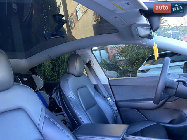 Белый Тесла Model Y, объемом двигателя 0 л и пробегом 39 тыс. км за 27300 $, фото 15 на Automoto.ua
