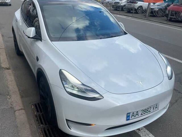 Білий Тесла Model Y, об'ємом двигуна 0 л та пробігом 29 тис. км за 54500 $, фото 3 на Automoto.ua