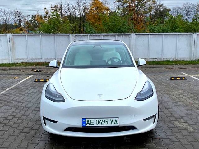 Тесла Model Y 2021 в Ирпене на Automoto.ua Белый Тесла Model Y, объемом двигателя 0 л и пробегом 80 тыс. км за 26700 $, фото 1 на Automoto.ua