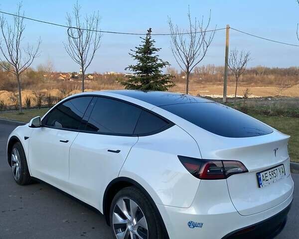 Белый Тесла Model Y, объемом двигателя 0 л и пробегом 70 тыс. км за 26750 $, фото 12 на Automoto.ua
