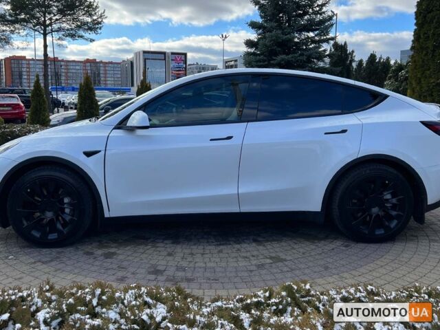 Белый Тесла Model Y, объемом двигателя 82 л и пробегом 78 тыс. км за 26900 $, фото 3 на Automoto.ua