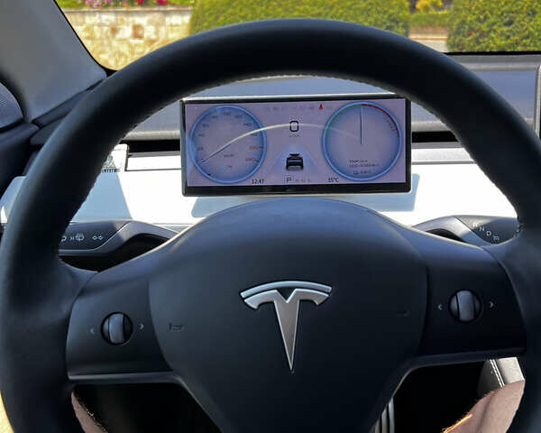 Белый Тесла Model Y, объемом двигателя 0 л и пробегом 61 тыс. км за 28000 $, фото 15 на Automoto.ua