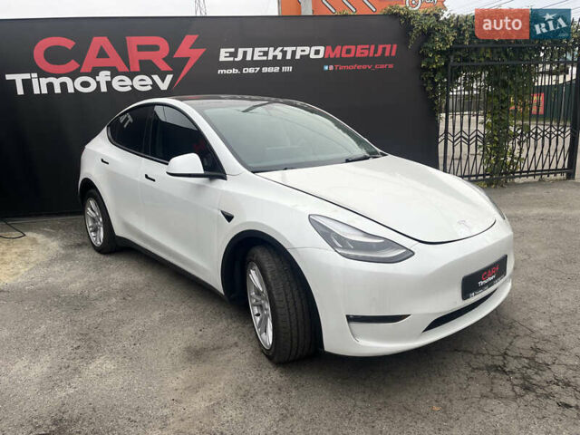 Білий Тесла Model Y, об'ємом двигуна 0 л та пробігом 56 тис. км за 25000 $, фото 2 на Automoto.ua