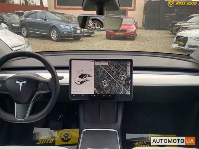Белый Тесла Model Y, объемом двигателя 75 л и пробегом 45 тыс. км за 35999 $, фото 13 на Automoto.ua
