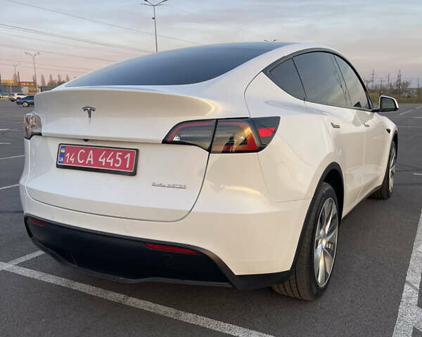 Белый Тесла Model Y, объемом двигателя 0 л и пробегом 76 тыс. км за 23400 $, фото 13 на Automoto.ua