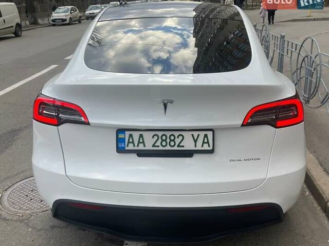 Білий Тесла Model Y, об'ємом двигуна 0 л та пробігом 29 тис. км за 54500 $, фото 7 на Automoto.ua