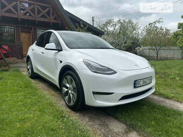 Белый Тесла Model Y, объемом двигателя 0 л и пробегом 39 тыс. км за 33500 $, фото 34 на Automoto.ua