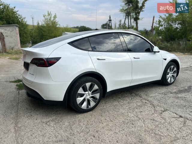 Белый Тесла Model Y, объемом двигателя 0 л и пробегом 42 тыс. км за 25500 $, фото 8 на Automoto.ua