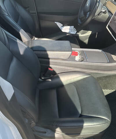 Белый Тесла Model Y, объемом двигателя 0 л и пробегом 145 тыс. км за 22500 $, фото 6 на Automoto.ua