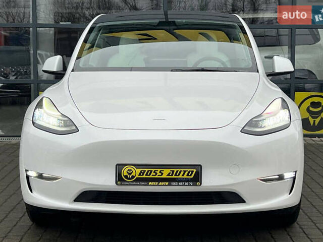 Білий Тесла Model Y, об'ємом двигуна 0 л та пробігом 60 тис. км за 24800 $, фото 1 на Automoto.ua