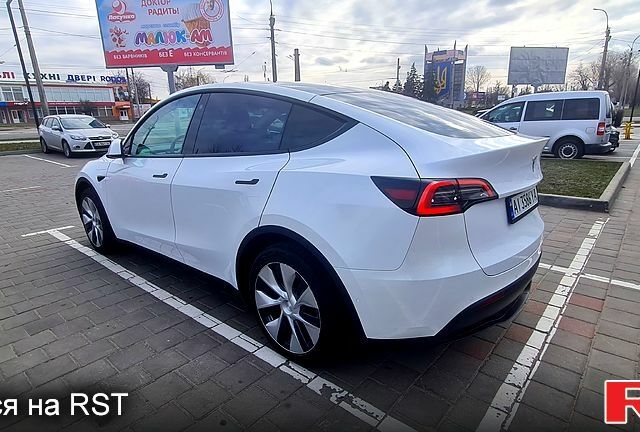 Білий Тесла Model Y, об'ємом двигуна 0 л та пробігом 63 тис. км за 33900 $, фото 8 на Automoto.ua