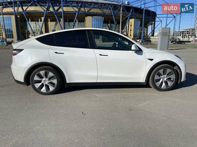 Белый Тесла Model Y, объемом двигателя 0 л и пробегом 81 тыс. км за 23999 $, фото 11 на Automoto.ua