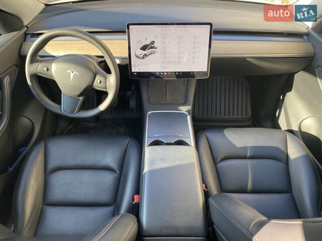 Белый Тесла Model Y, объемом двигателя 0 л и пробегом 32 тыс. км за 25700 $, фото 15 на Automoto.ua