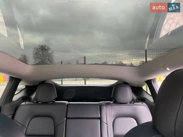 Белый Тесла Model Y, объемом двигателя 0 л и пробегом 74 тыс. км за 23600 $, фото 13 на Automoto.ua