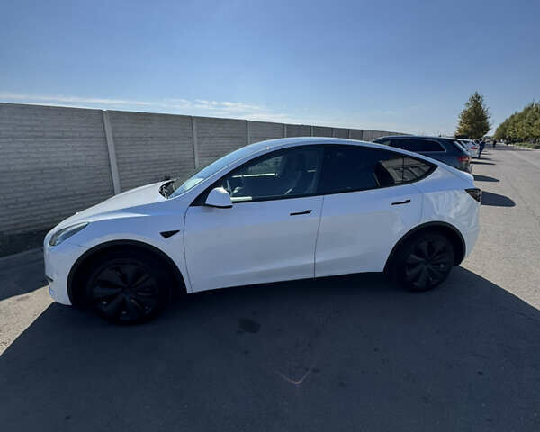 Белый Тесла Model Y, объемом двигателя 0 л и пробегом 145 тыс. км за 22500 $, фото 4 на Automoto.ua
