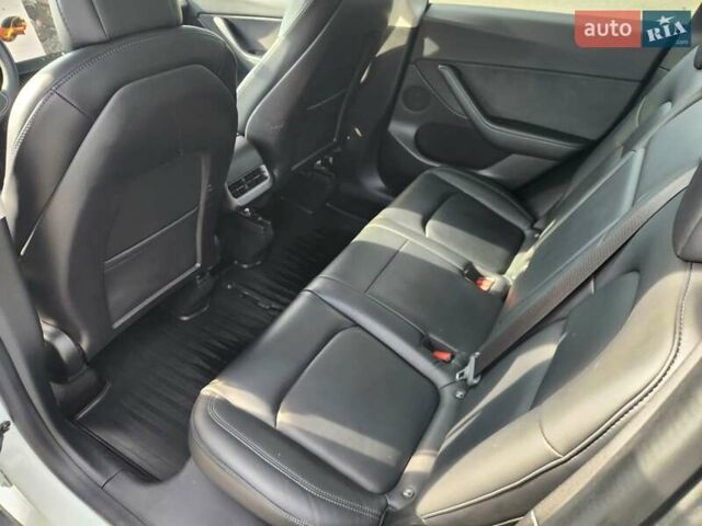 Белый Тесла Model Y, объемом двигателя 0 л и пробегом 98 тыс. км за 22500 $, фото 7 на Automoto.ua