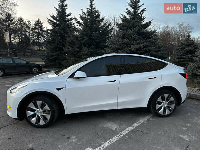 Белый Тесла Model Y, объемом двигателя 0 л и пробегом 55 тыс. км за 25450 $, фото 2 на Automoto.ua