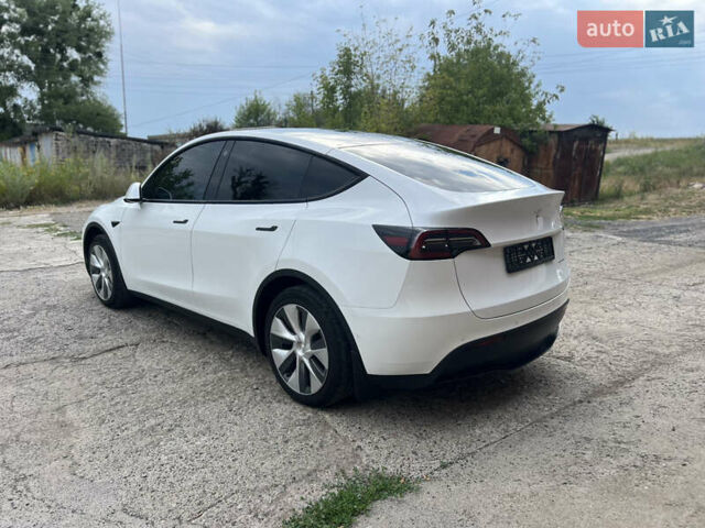 Белый Тесла Model Y, объемом двигателя 0 л и пробегом 42 тыс. км за 25500 $, фото 5 на Automoto.ua