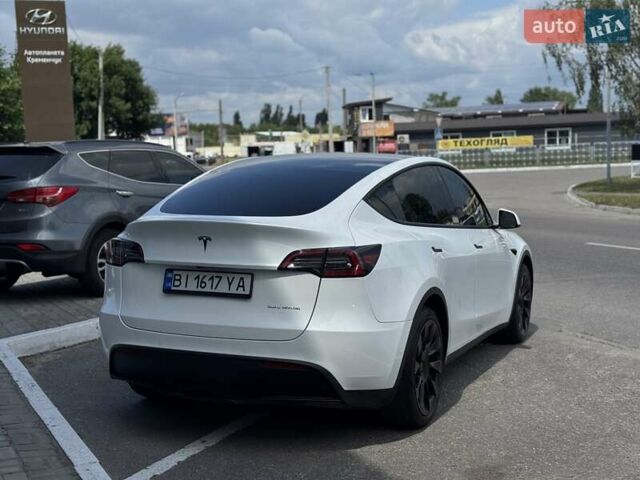 Белый Тесла Model Y, объемом двигателя 0 л и пробегом 34 тыс. км за 31999 $, фото 4 на Automoto.ua