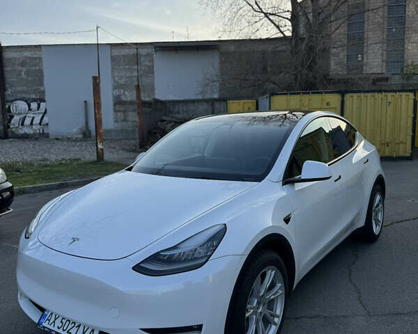 Белый Тесла Model Y, объемом двигателя 0 л и пробегом 57 тыс. км за 23500 $, фото 3 на Automoto.ua