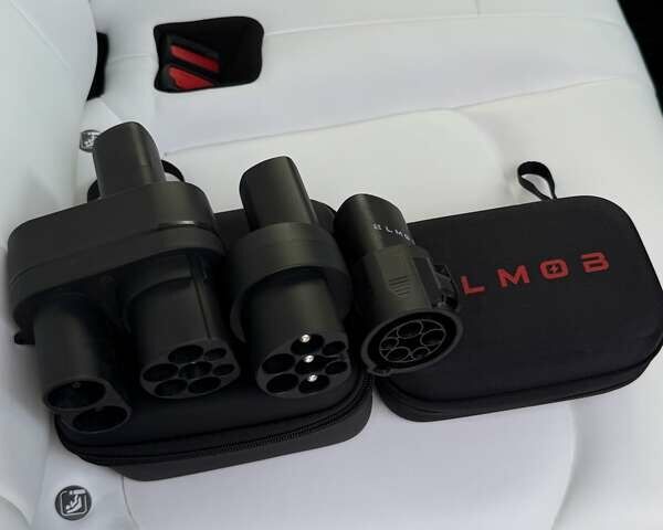 Белый Тесла Model Y, объемом двигателя 0 л и пробегом 91 тыс. км за 26900 $, фото 27 на Automoto.ua