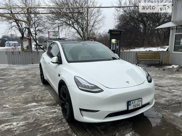 Белый Тесла Model Y, объемом двигателя 0 л и пробегом 57 тыс. км за 36900 $, фото 2 на Automoto.ua