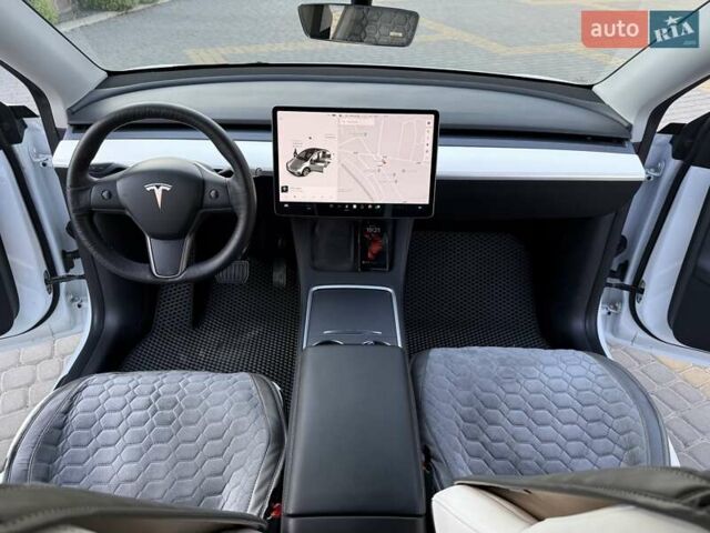 Білий Тесла Model Y, об'ємом двигуна 0 л та пробігом 78 тис. км за 26800 $, фото 18 на Automoto.ua