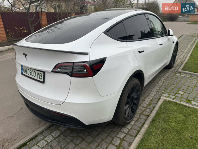 Белый Тесла Model Y, объемом двигателя 0 л и пробегом 47 тыс. км за 29500 $, фото 5 на Automoto.ua