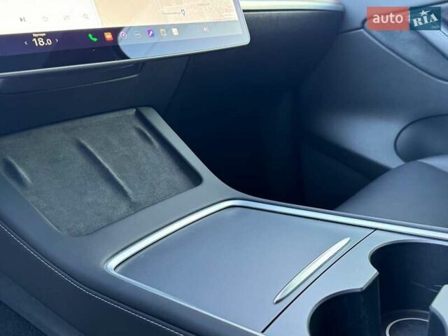 Белый Тесла Model Y, объемом двигателя 0 л и пробегом 38 тыс. км за 24100 $, фото 32 на Automoto.ua