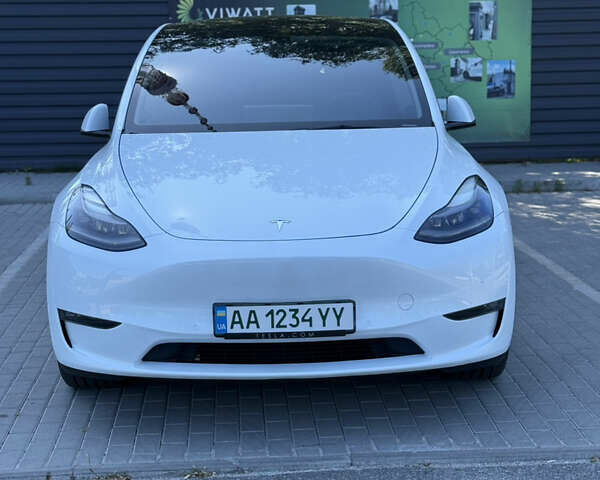 Белый Тесла Model Y, объемом двигателя 0 л и пробегом 83 тыс. км за 32000 $, фото 1 на Automoto.ua