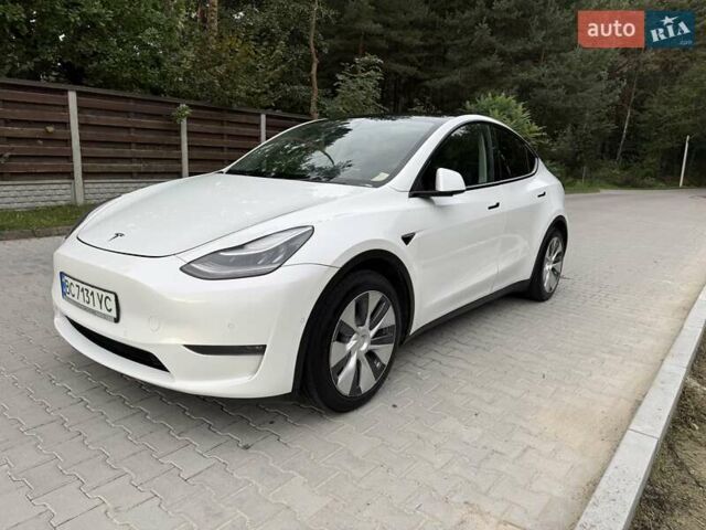Тесла Model Y 2021 в Львове на Automoto.ua Белый Тесла Model Y, объемом двигателя 0 л и пробегом 102 тыс. км за 24500 $, фото 11 на Automoto.ua
